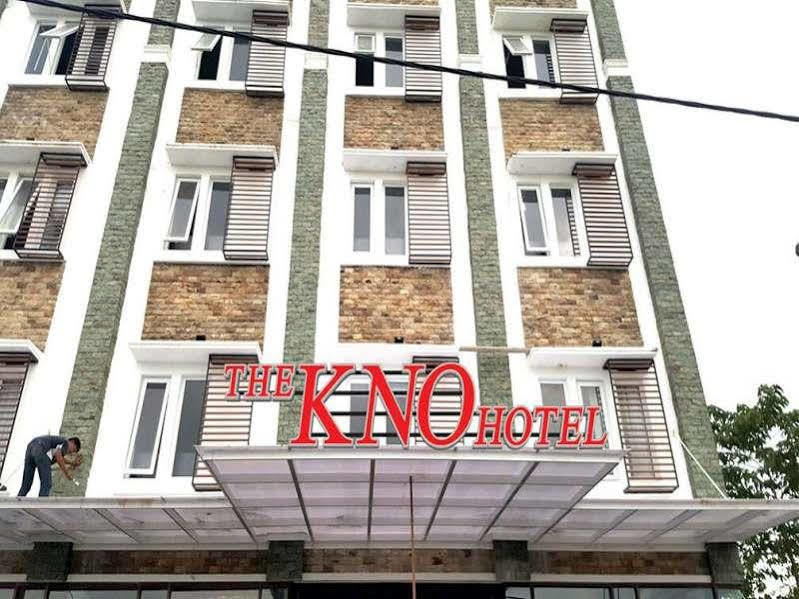 Crew Express Hotel Lubukpakam Екстериор снимка